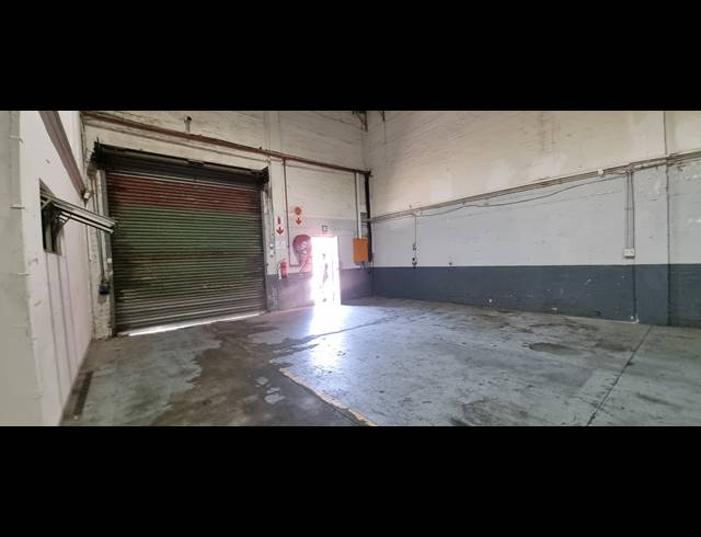 312M² MINI FACTORY TO LET IN JACOBS